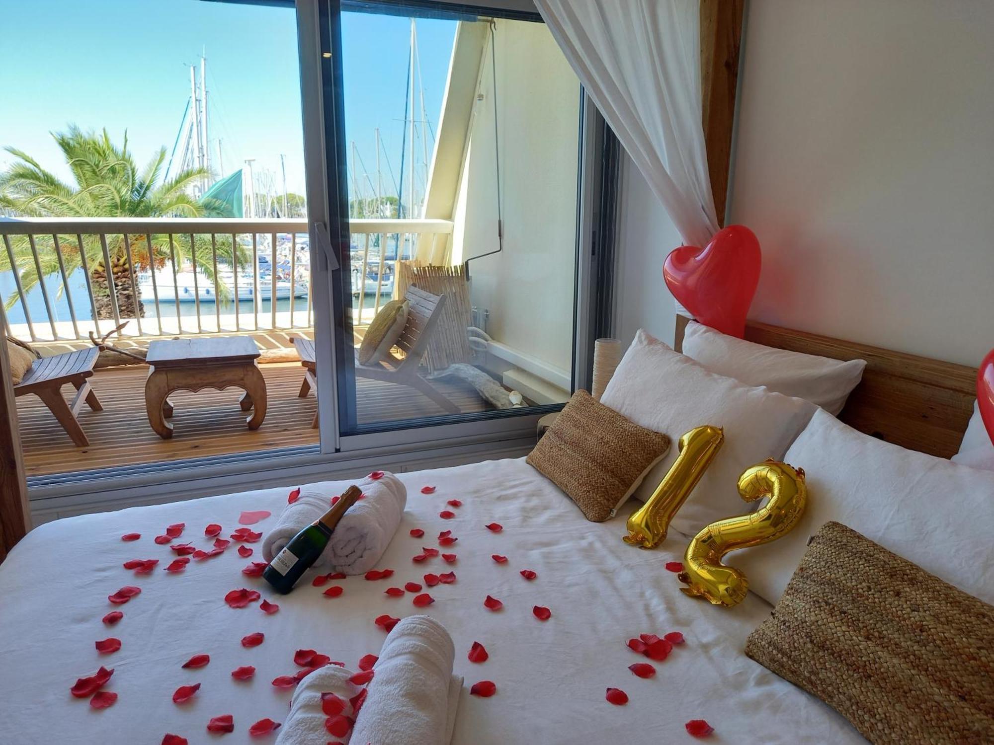 Amourette A Port Camargue Ле-Гро-дю-Руа Экстерьер фото